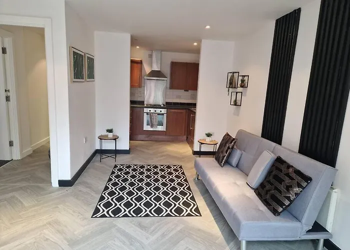 Stunning Central Apartment